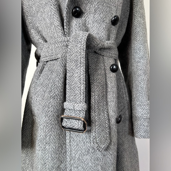 Wool Herringbone Vintage Tweed Women’s Trench Coat - Picture 6 of 10